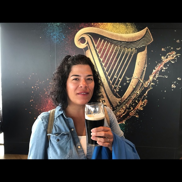 Meet your Posher, Lisa - Picture 1 of 1